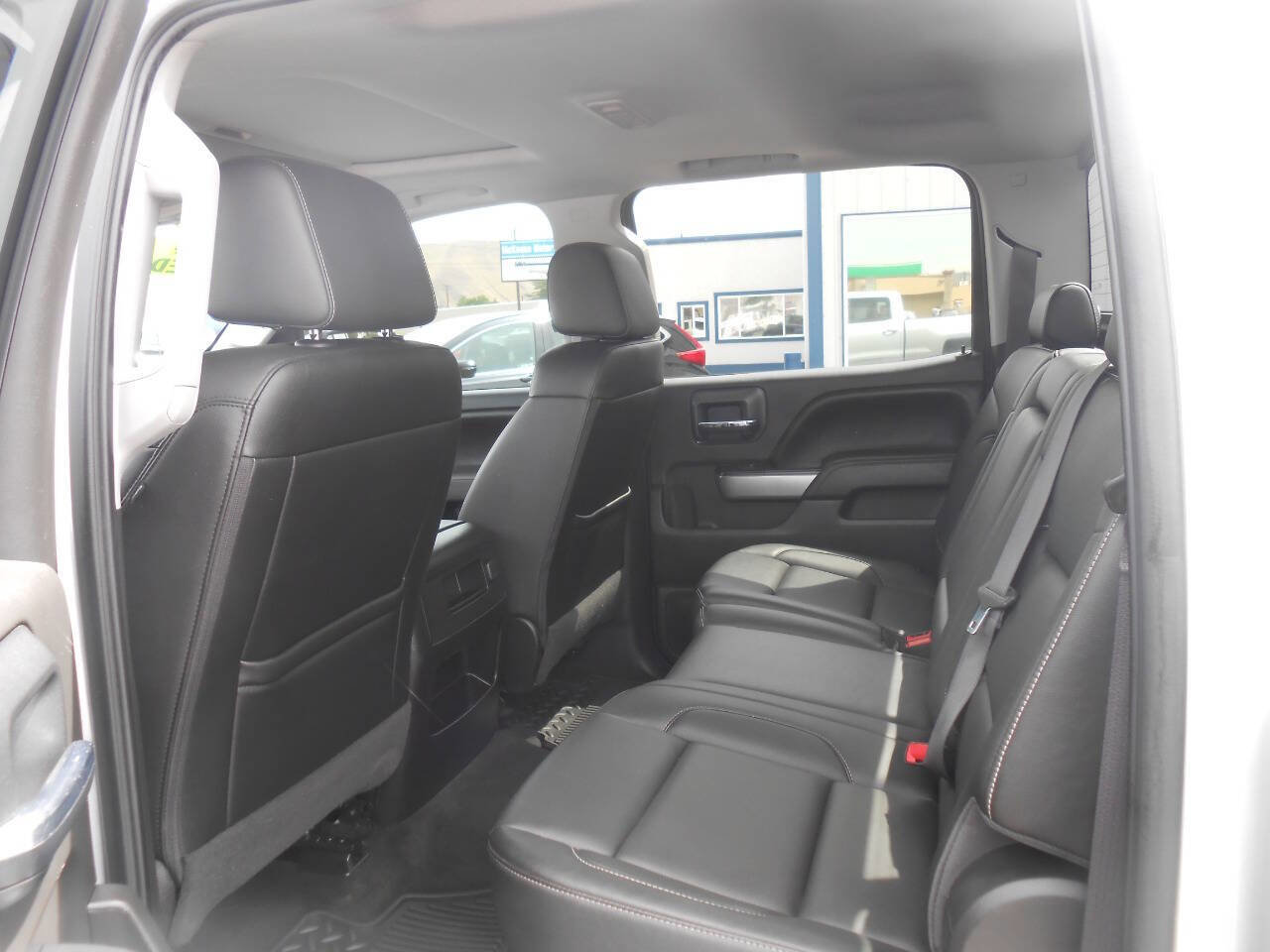 Used 2017 Chevrolet Silverado 1500 LTZ Z71 w/ LTZ Plus Package image 11