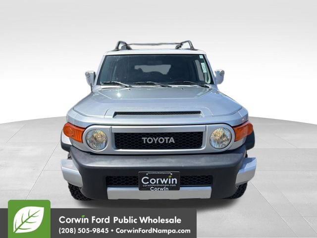 Used 2007 Toyota FJ Cruiser 4WD video 2