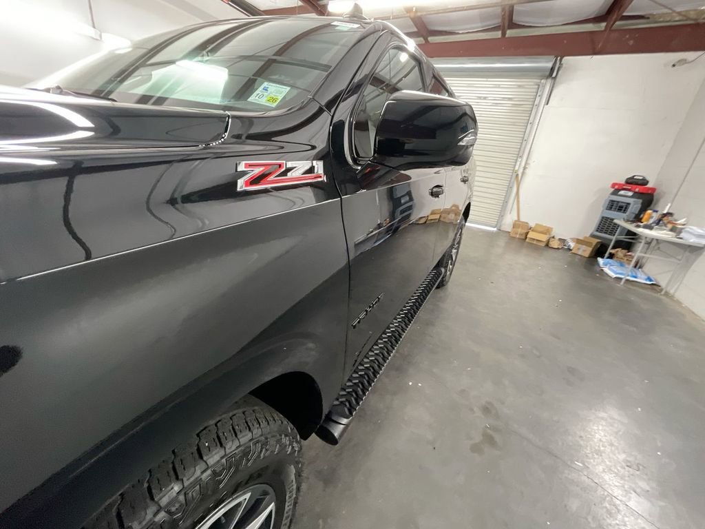 Used 2023 Chevrolet Tahoe Z71 w/ Luxury Package image 33