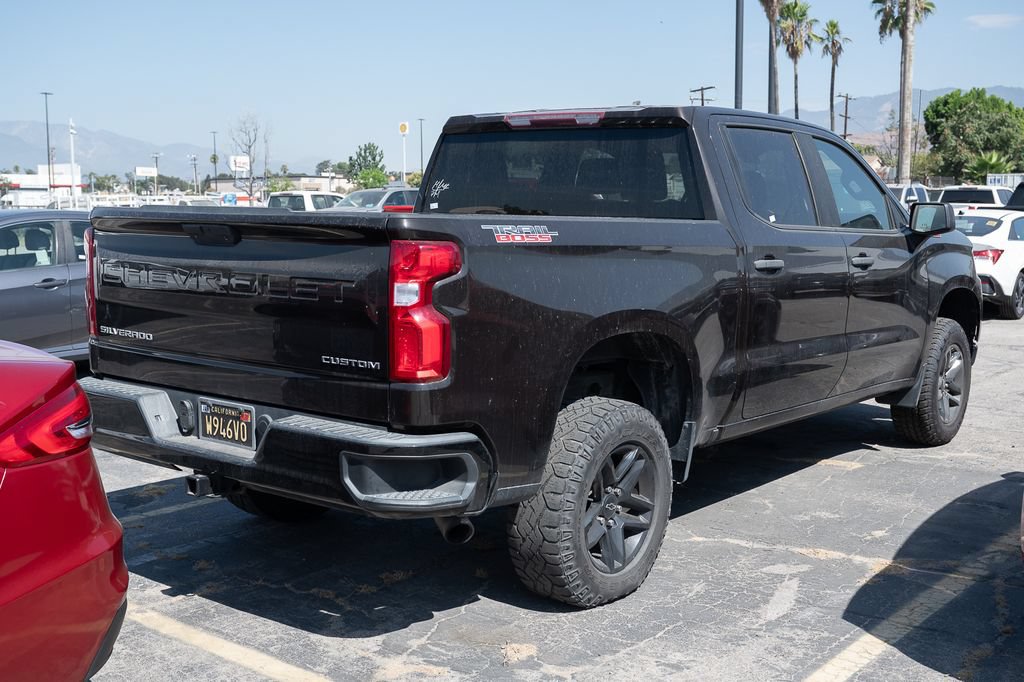 Used 2020 Chevrolet Silverado 1500 Custom Trail Boss w/ Custom Convenience Package AWD/4WD image 3