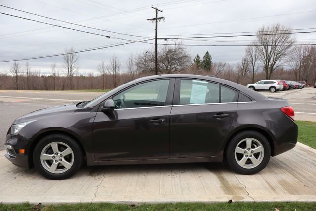Used 2015 Chevrolet Cruze LT image 20