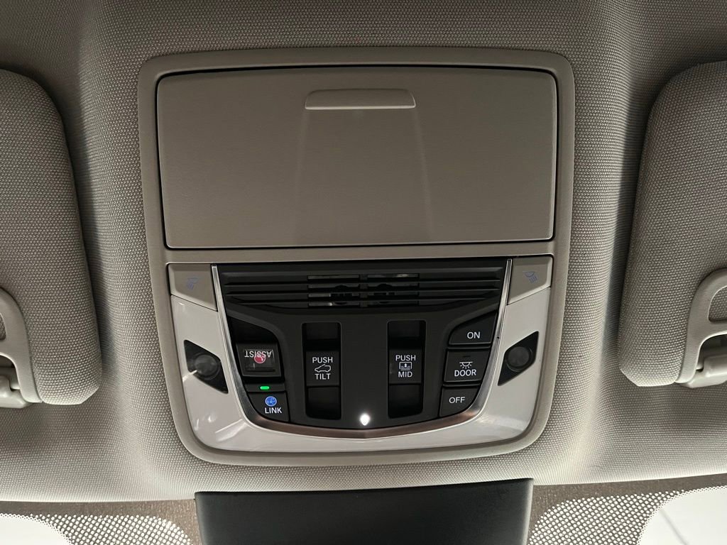 Certified 2024 Acura MDX SH-AWD image 9