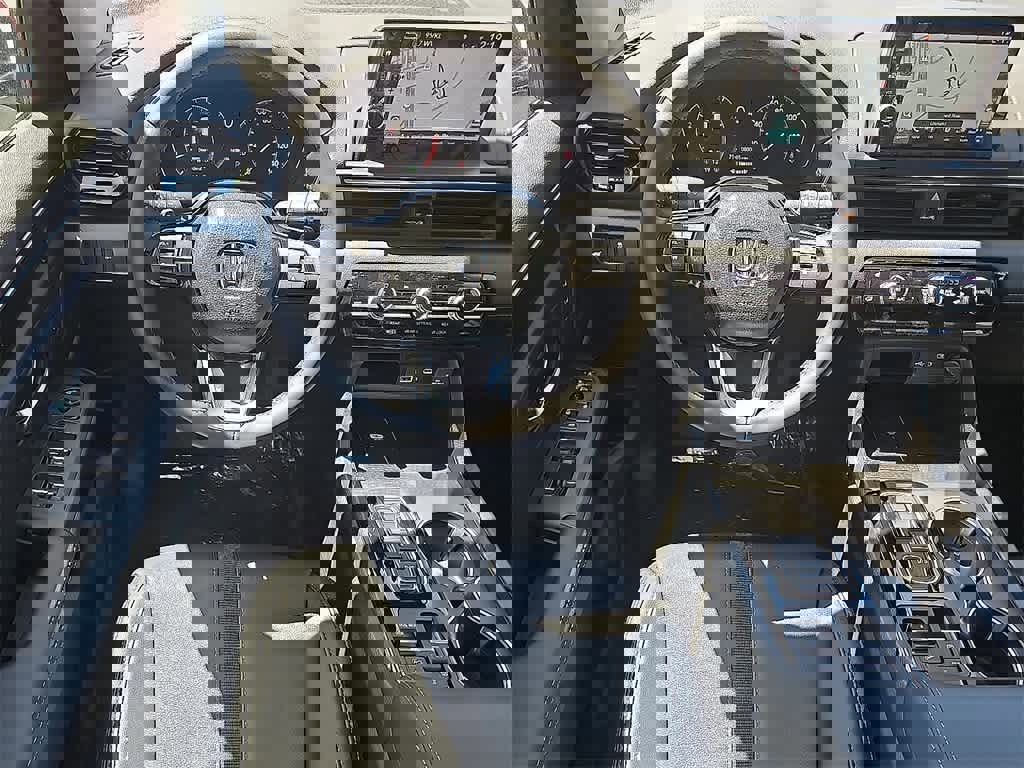 New 2025 Honda Pilot Touring image 8