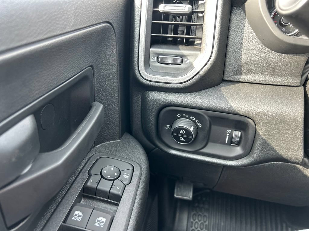 New 2027 RAM 3500 Tradesman AWD/4WD image 24