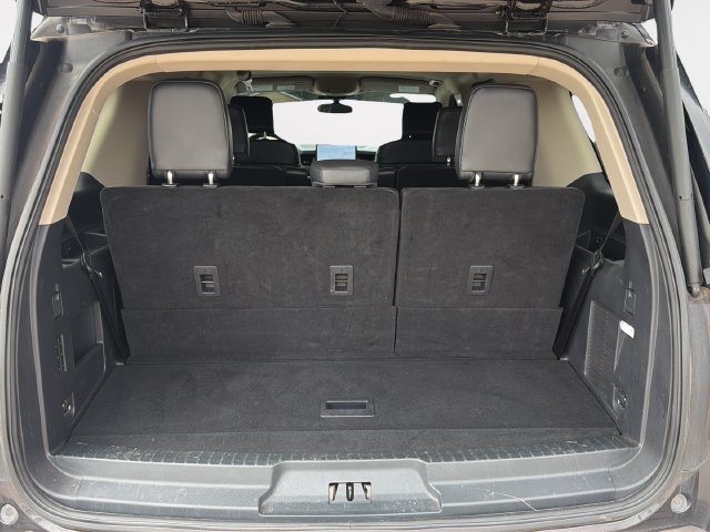 Used 2024 Ford Expedition XLT RWD image 15