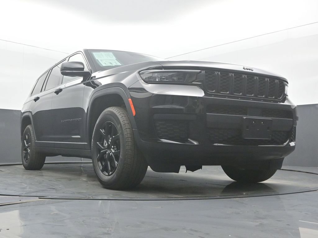 Used 2024 Jeep Grand Cherokee L Laredo AWD/4WD image 55