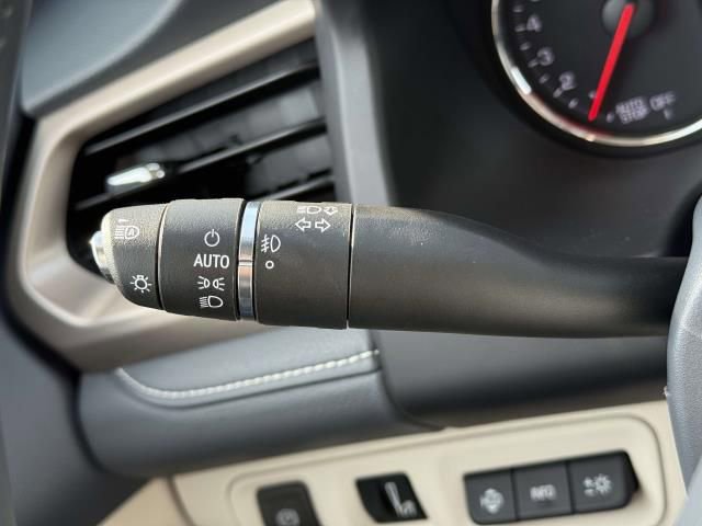 Used 2023 GMC Acadia Denali w/ Denali Ultimate Package image 25