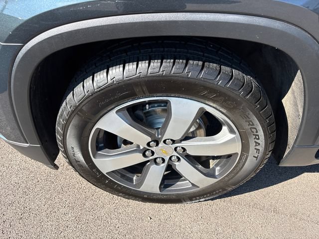 Used 2020 Chevrolet Traverse LT w/ LT Premium Package FWD image 35