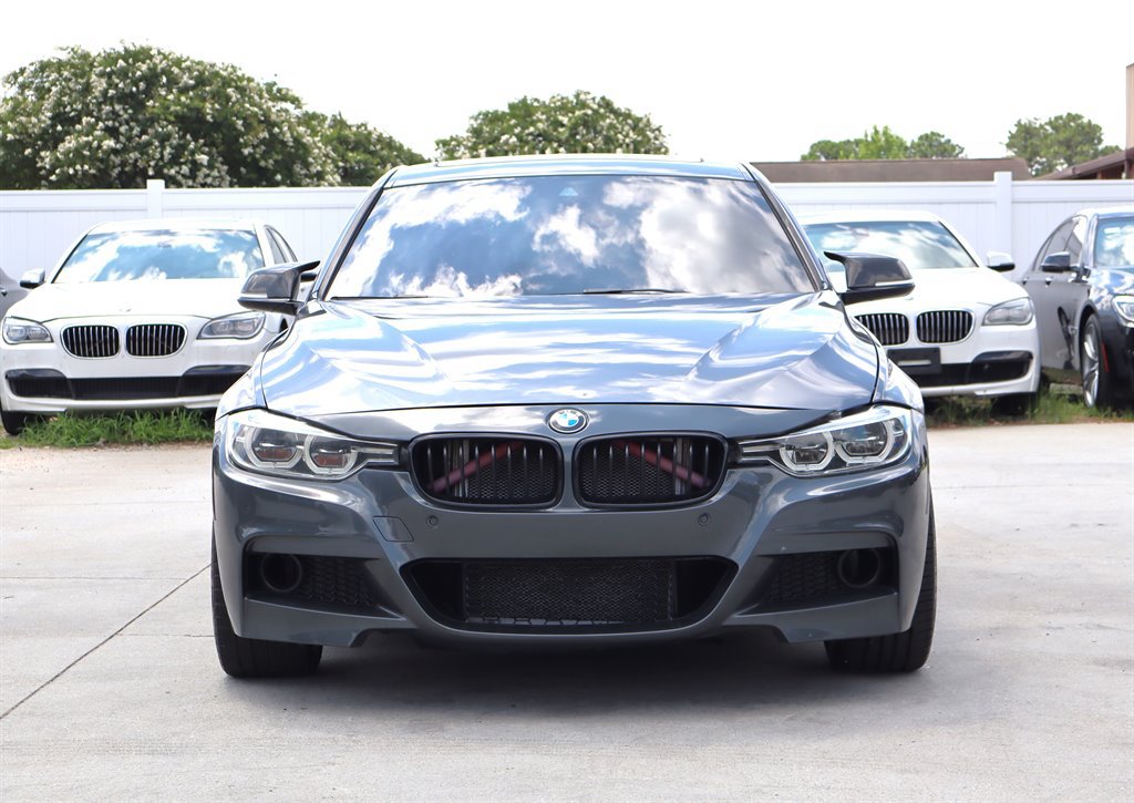 Used 2018 BMW 340i Sedan RWD image 2