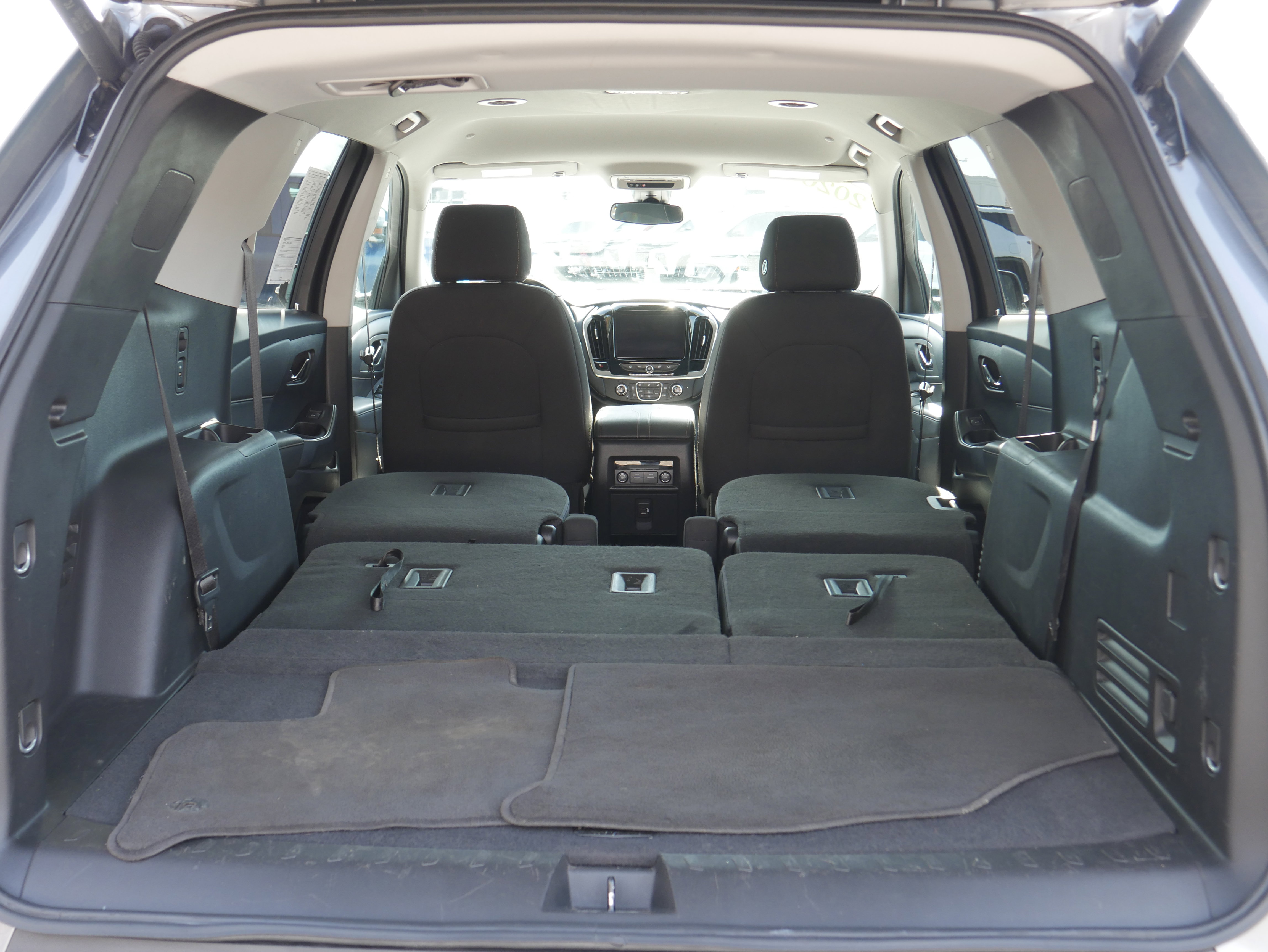 Certified 2020 Chevrolet Traverse LT w/ Driver Confidence II Package AWD/4WD image 13