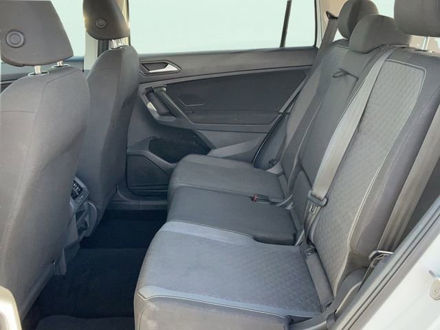 Used 2021 Volkswagen Tiguan S image 14