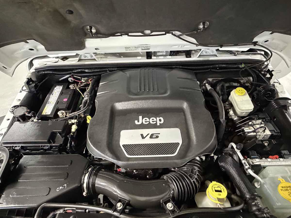 Used 2014 Jeep Wrangler Rubicon w/ Trailer Tow Group AWD/4WD image 20