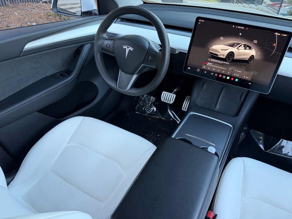 Used 2022 Tesla Model Y Performance AWD/4WD image 41