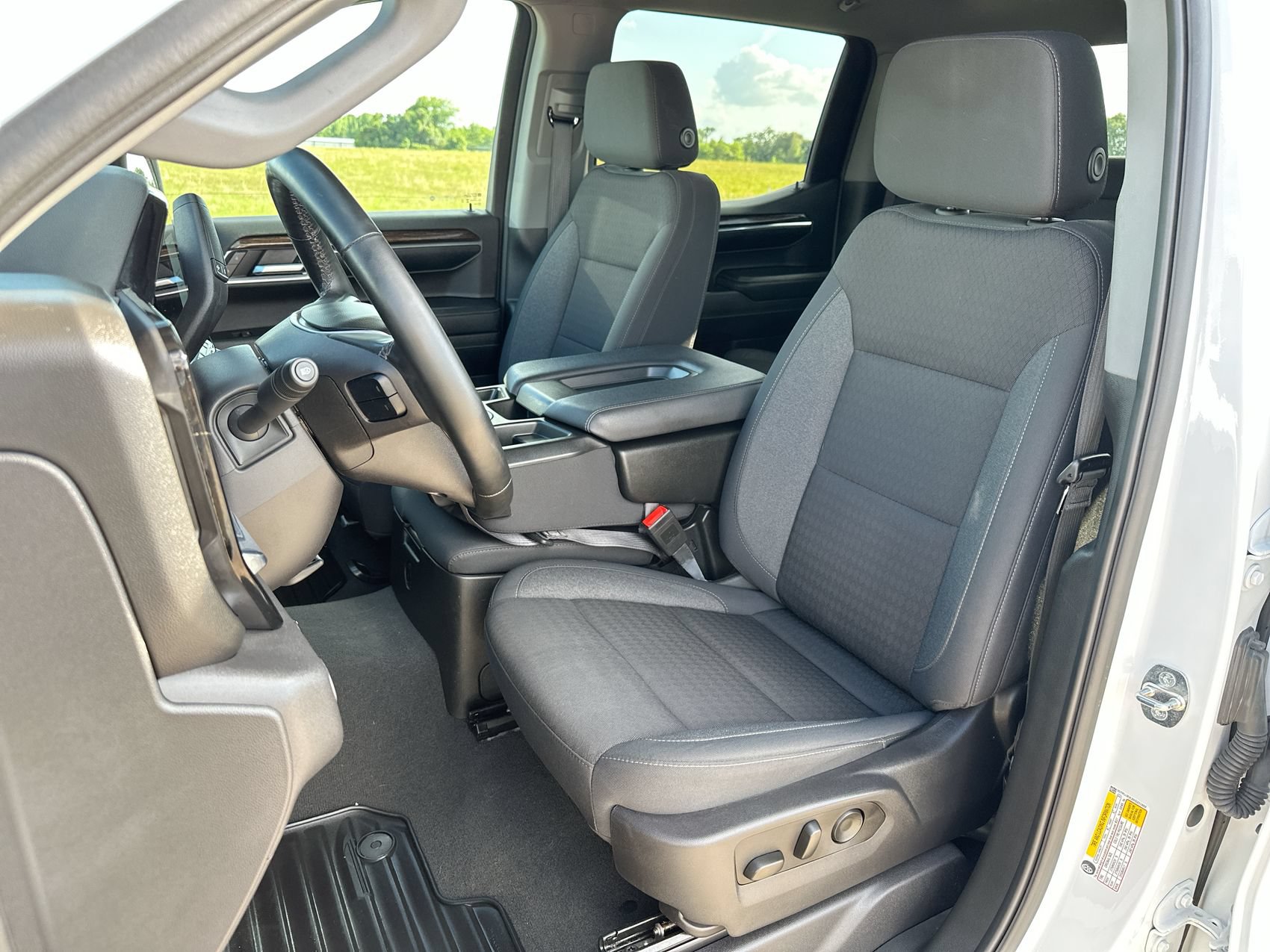 Used 2024 GMC Sierra 1500 Elevation AWD/4WD image 11