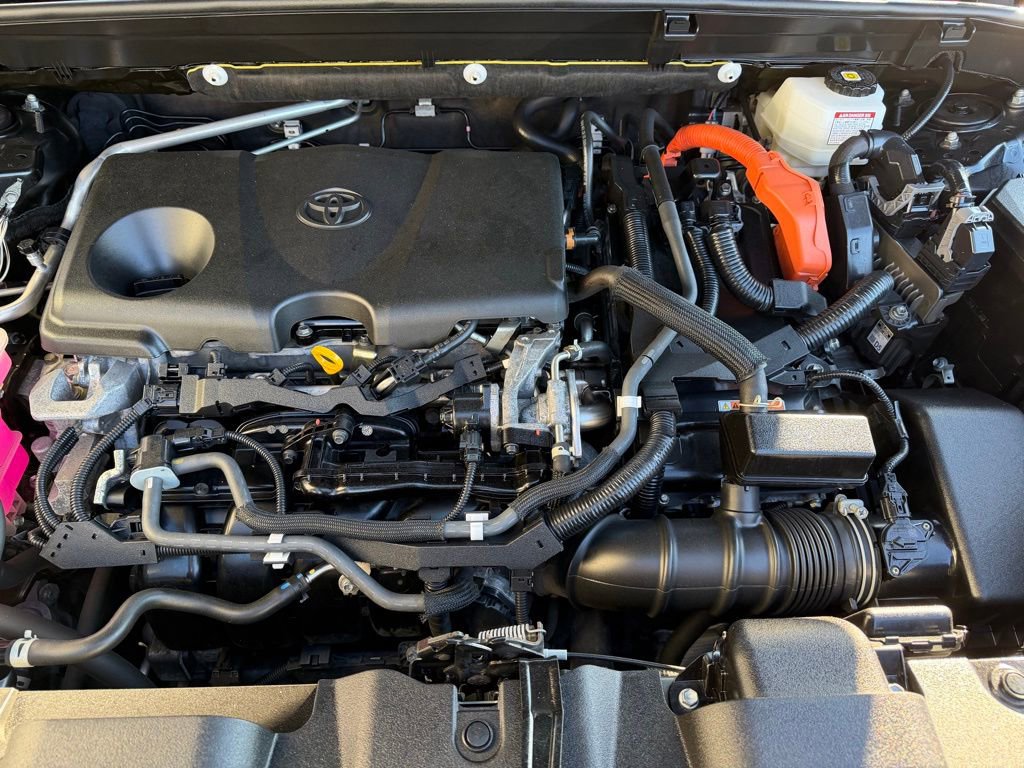 Used 2021 Toyota Venza XLE w/ Softex Package image 7