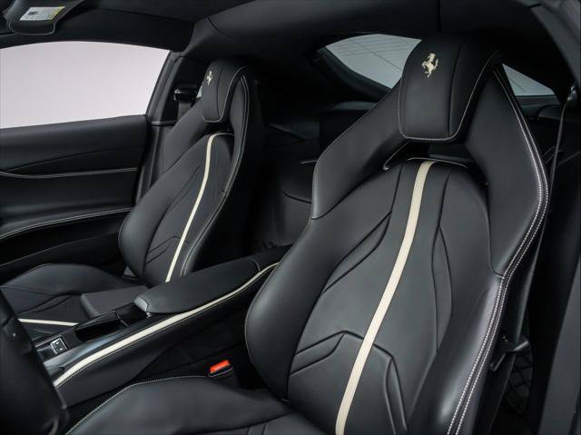 Used 2020 Ferrari 812 Superfast RWD image 19