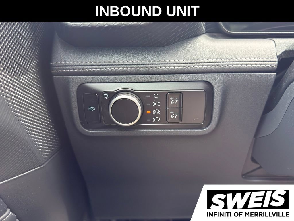 Used 2025 Ford Mustang Premium RWD image 17