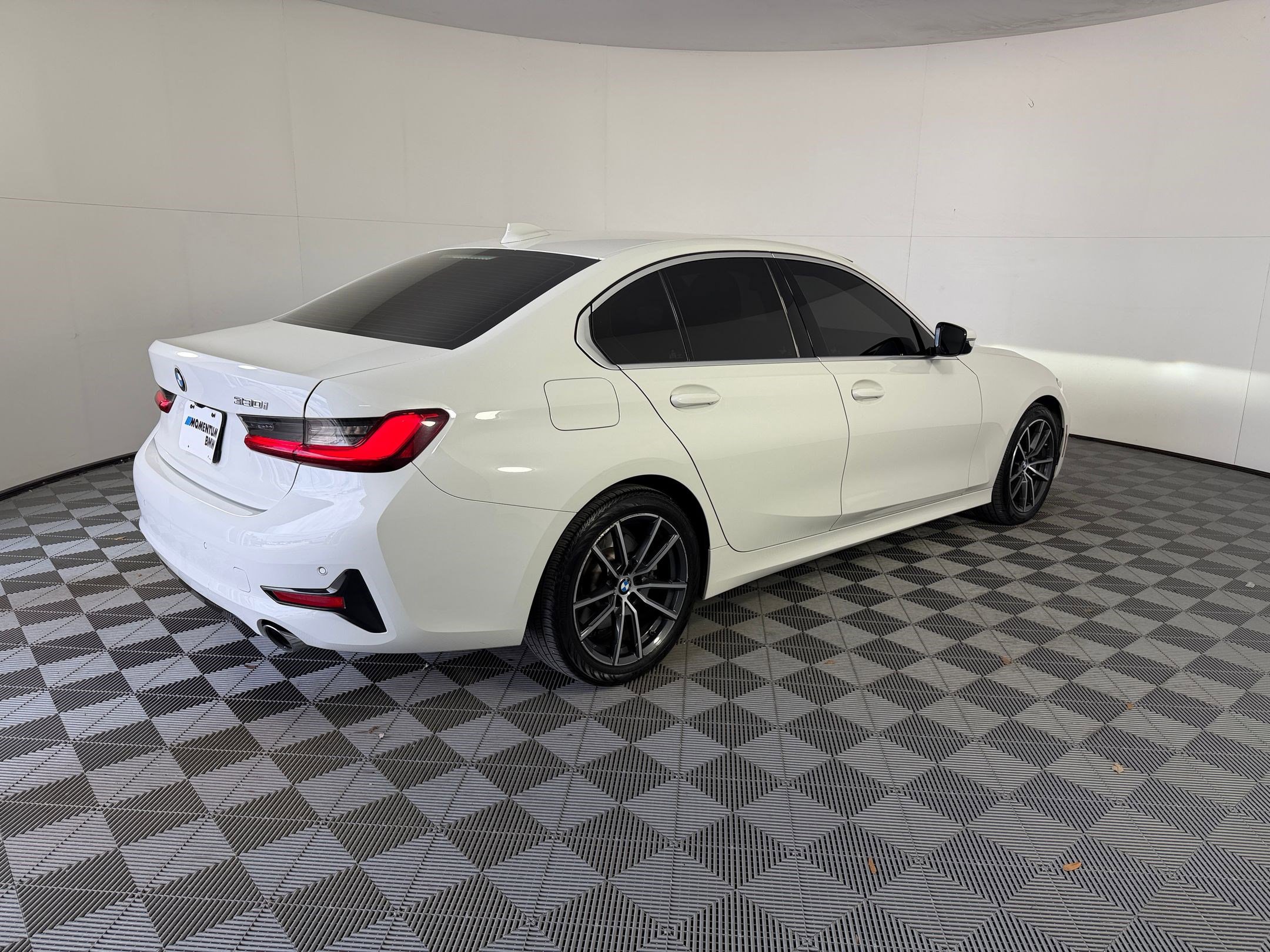 Used 2020 BMW 330i Sedan RWD image 9