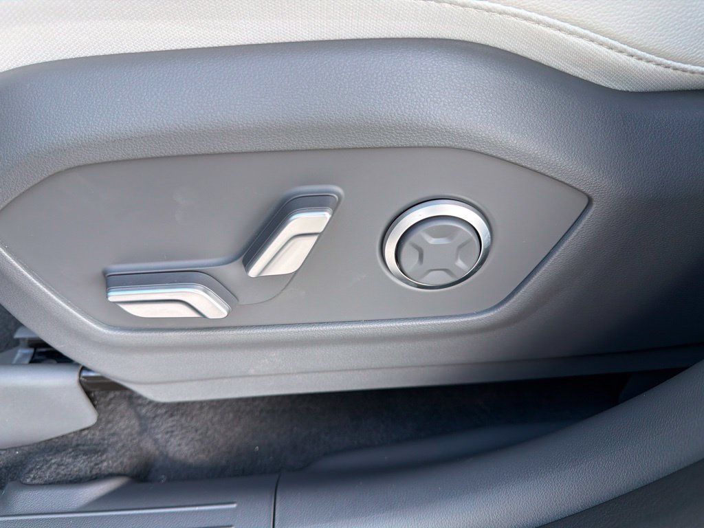 New 2027 Hyundai Santa Fe Limited AWD/4WD image 24