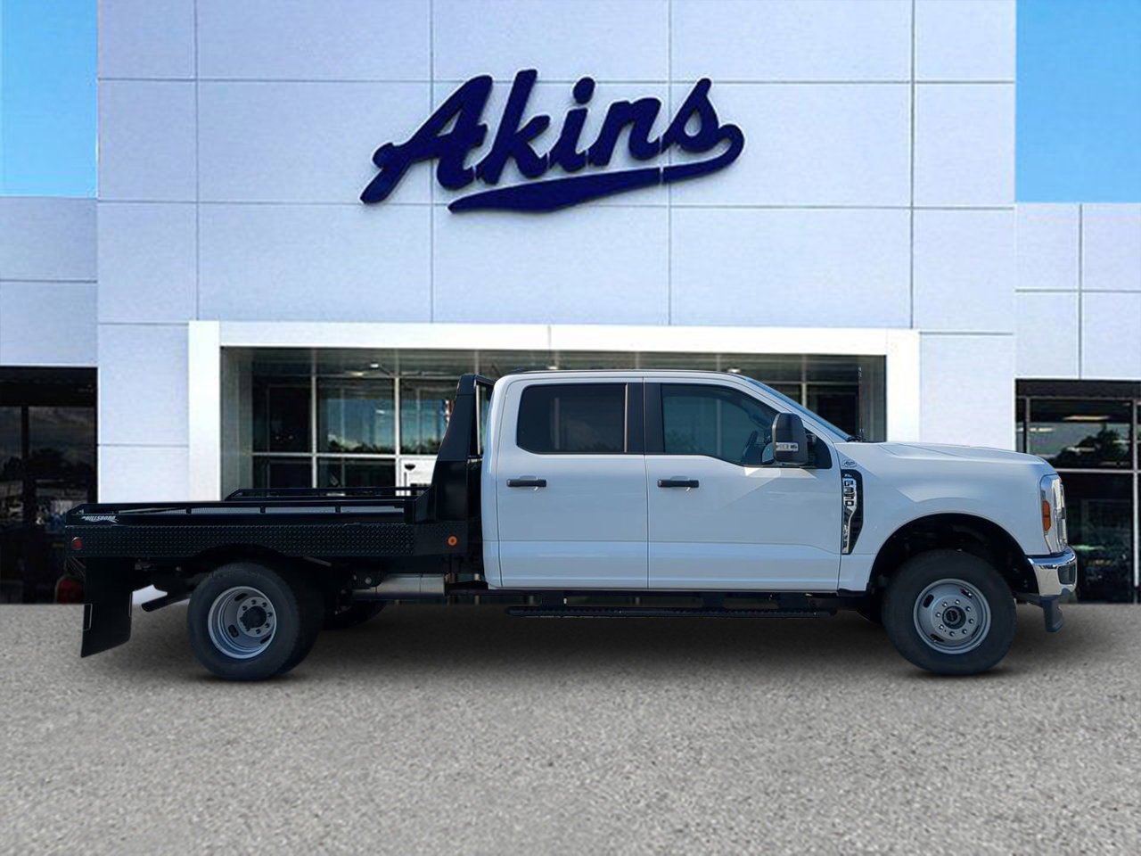 New 2025 Ford F350 XL w/ XL Chrome Package