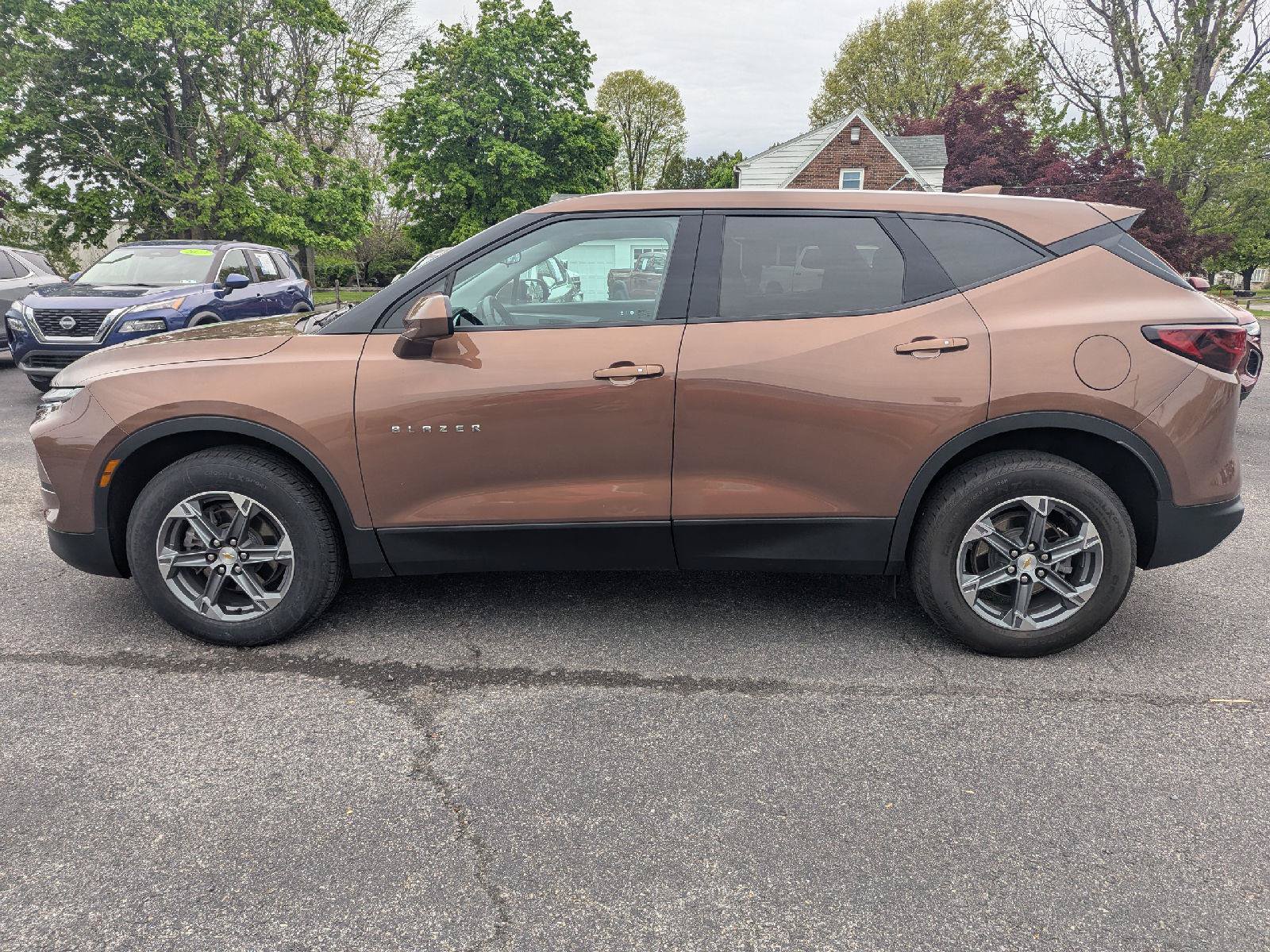 Used 2023 Chevrolet Blazer LT AWD/4WD image 5