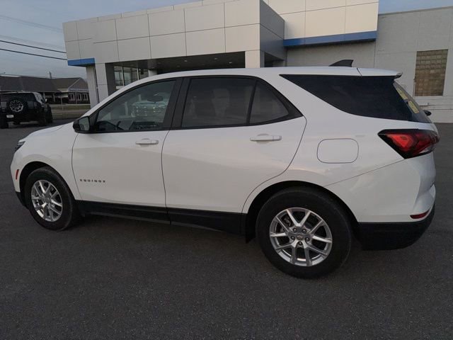Used 2024 Chevrolet Equinox LS w/ LS Convenience Package image 21