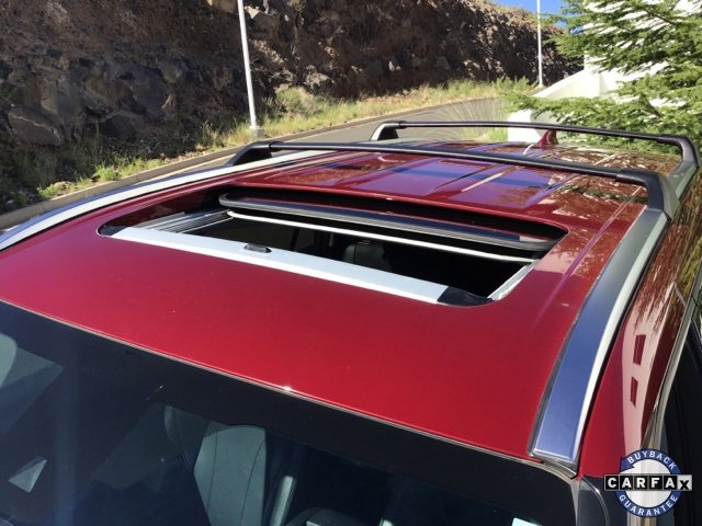 Used 2023 Toyota Highlander Limited image 3