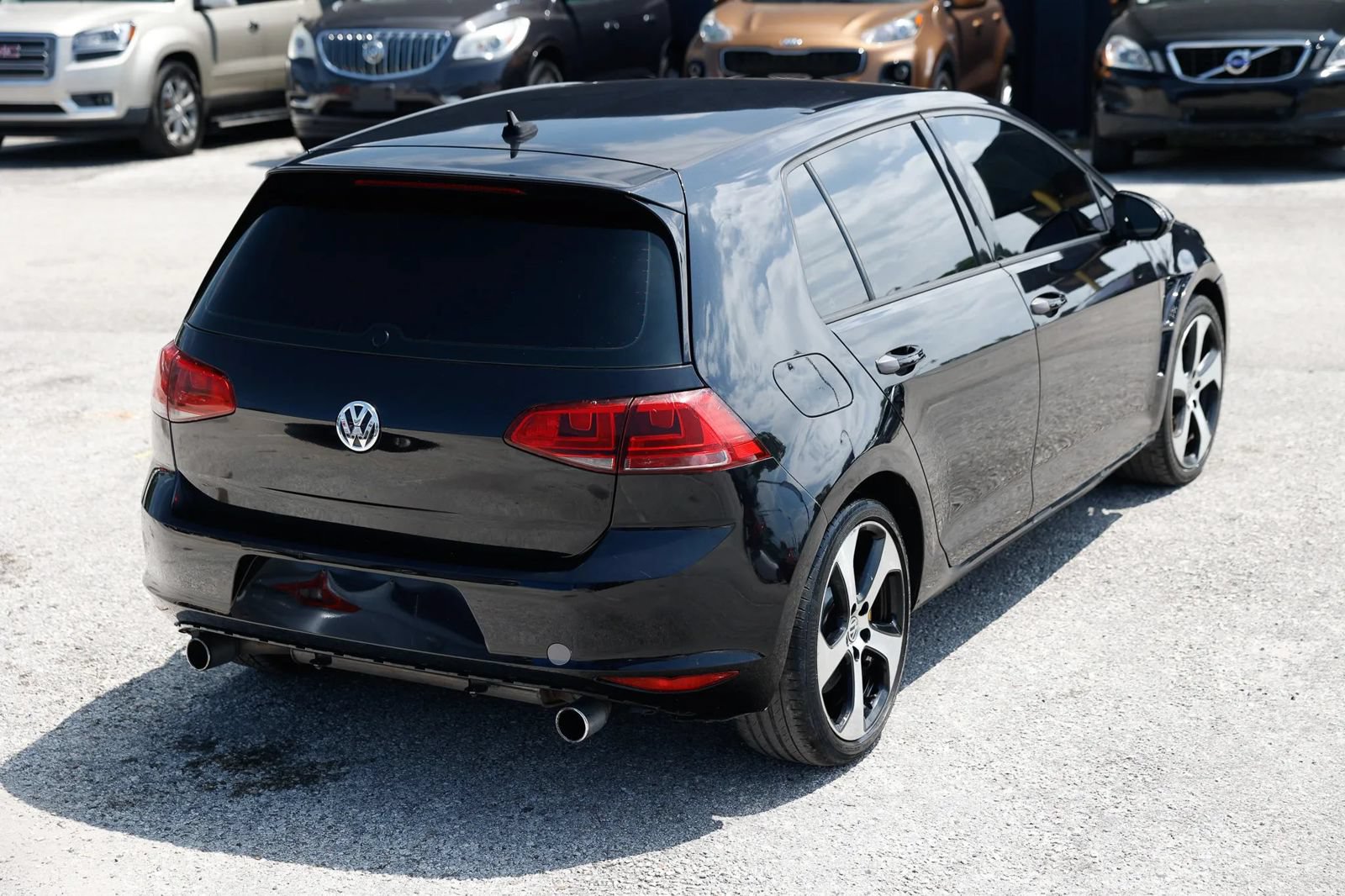 Used 2017 Volkswagen GTI Sport FWD image 6