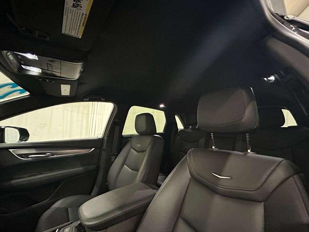 Used 2023 Cadillac XT5 Luxury image 16