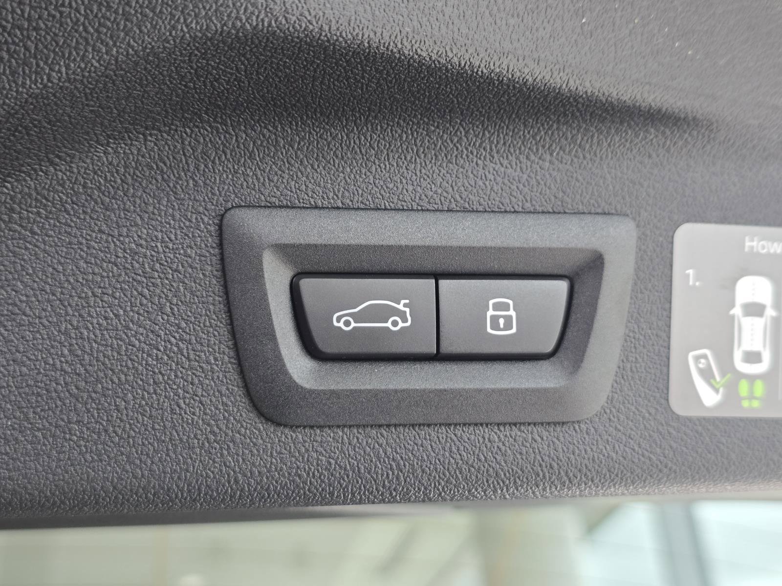 New 2026 BMW ALPINA XB7 image 8