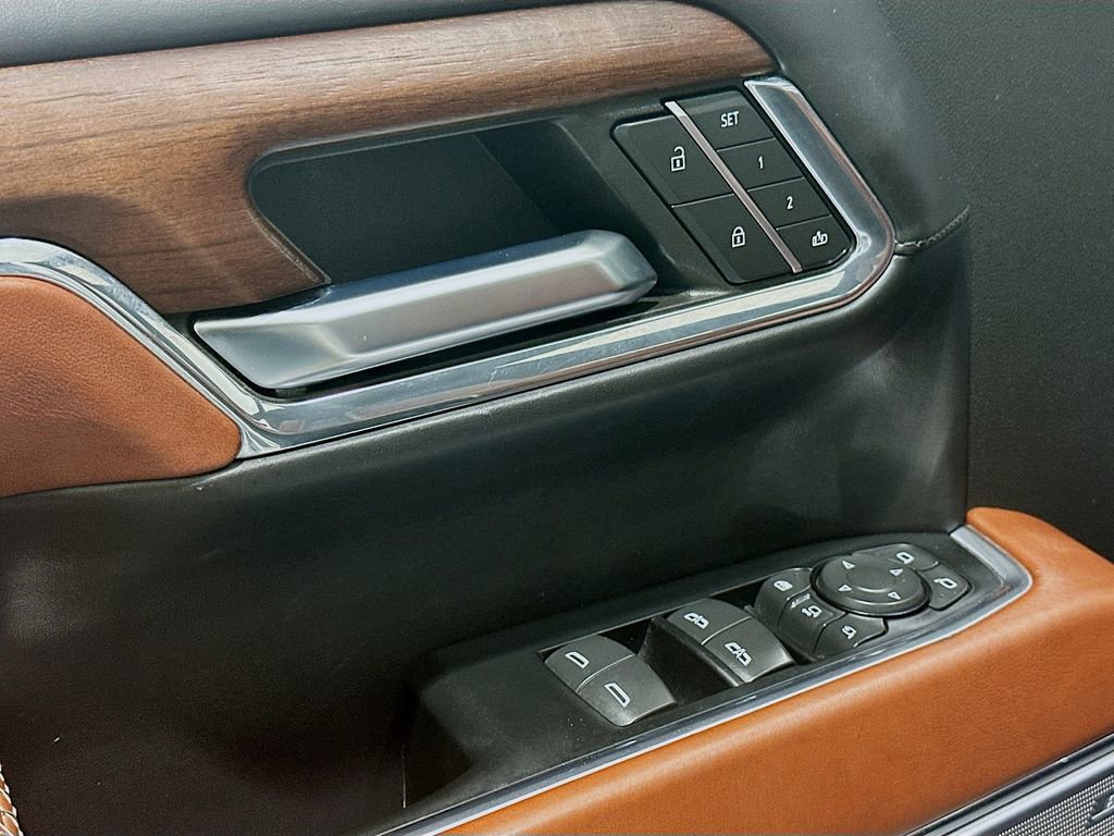 Used 2024 GMC Sierra 2500 Denali Ultimate w/ Max Trailering Package image 18