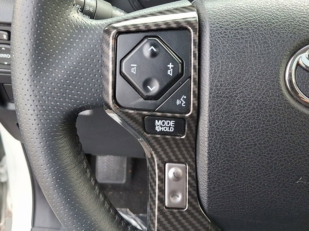 Used 2022 Toyota 4Runner SR5 Premium w/ Moonroof Package image 23