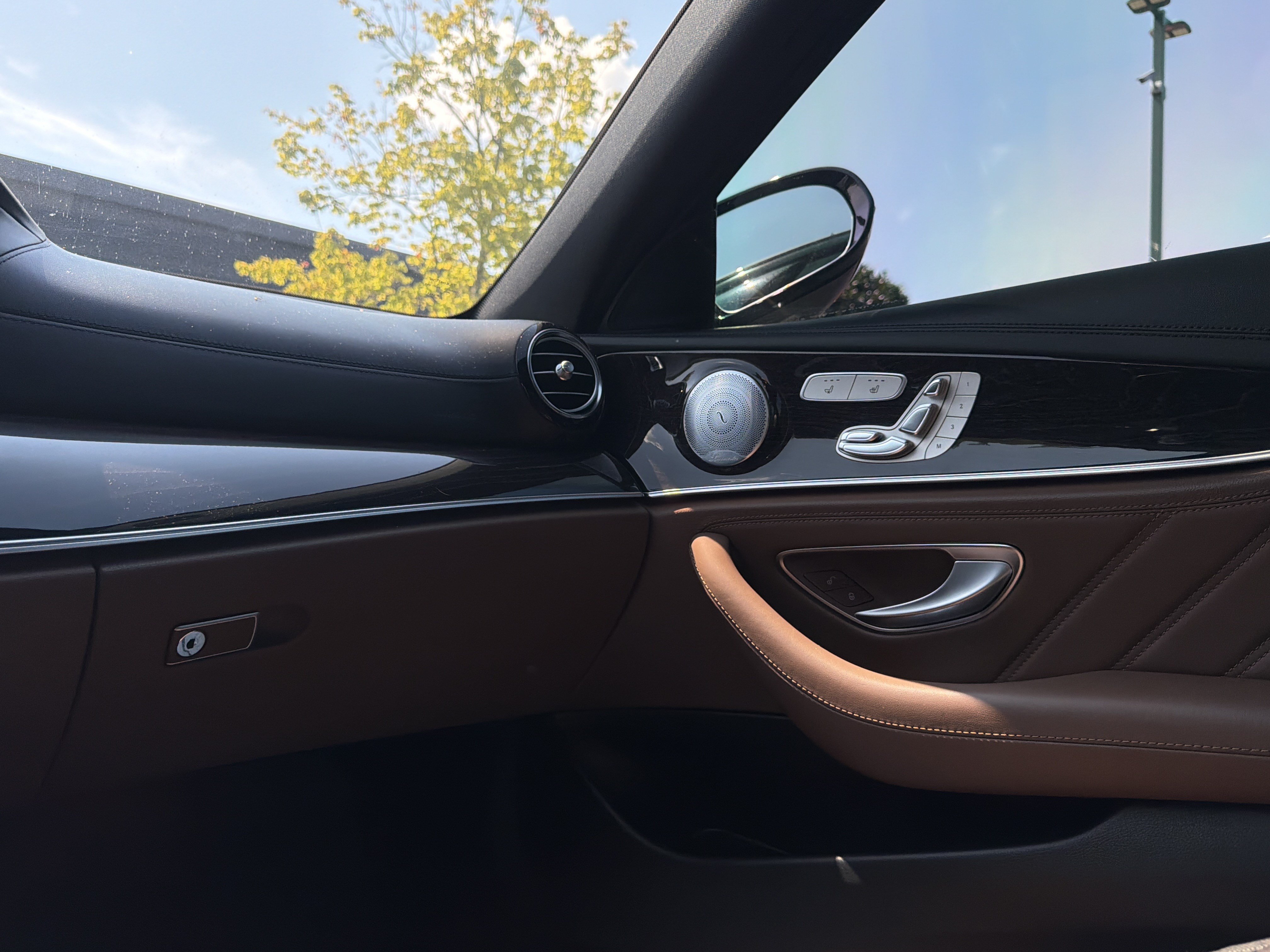 Used 2018 Mercedes-Benz E 63 AMG S image 22
