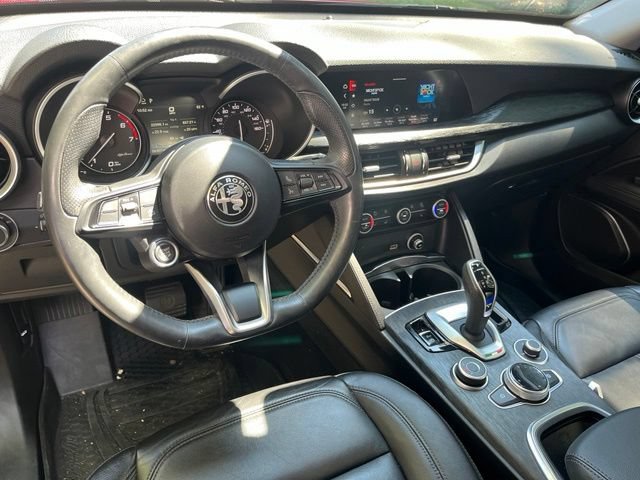 Used 2021 Alfa Romeo Stelvio Sprint w/ Nero Edizione AWD/4WD image 6