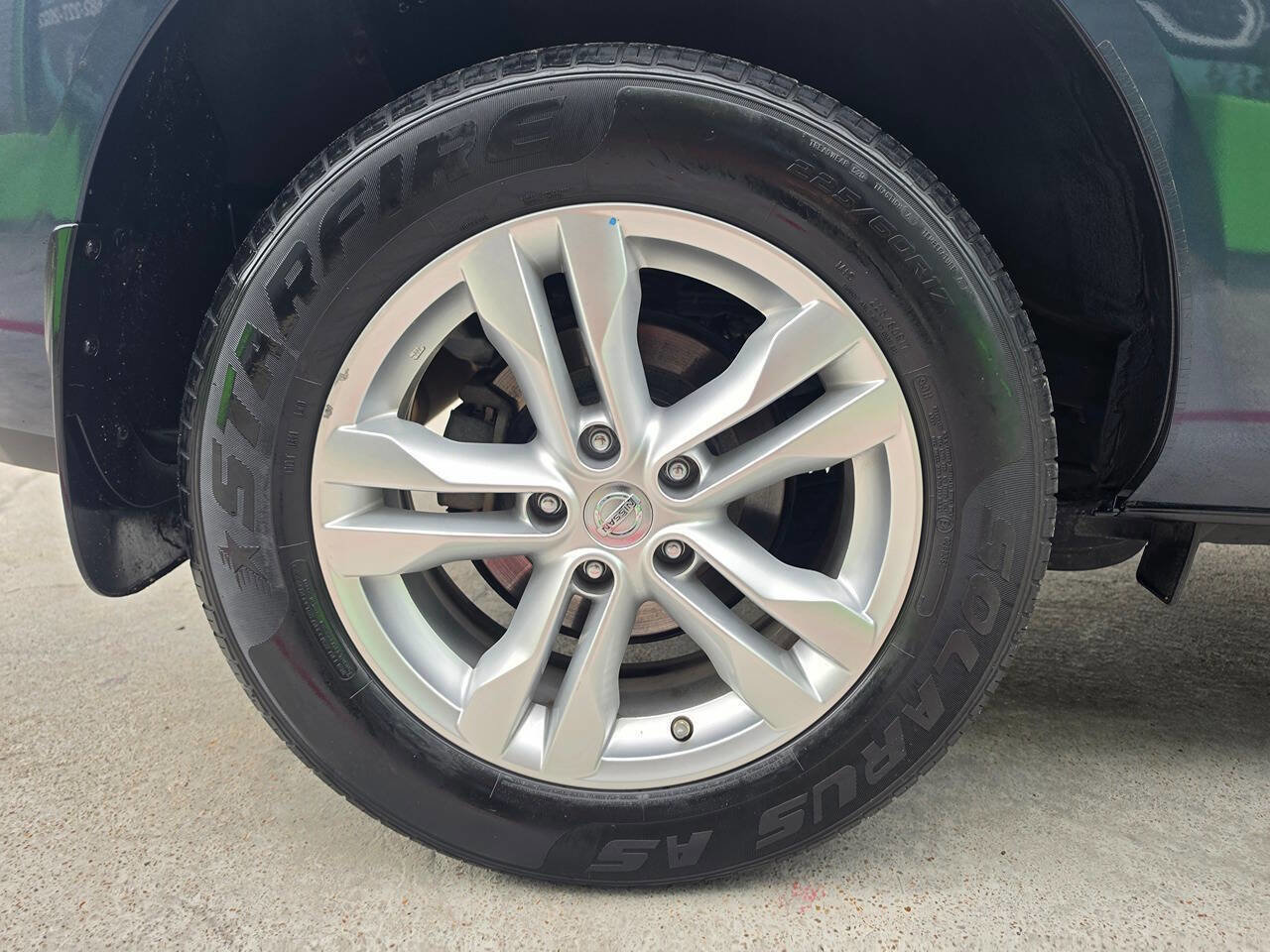 Used 2013 Nissan Rogue SV w/ Premium Pkg FWD image 48