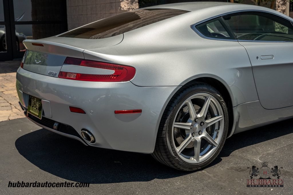 Used 2008 Aston Martin V8 Vantage Coupe RWD image 35
