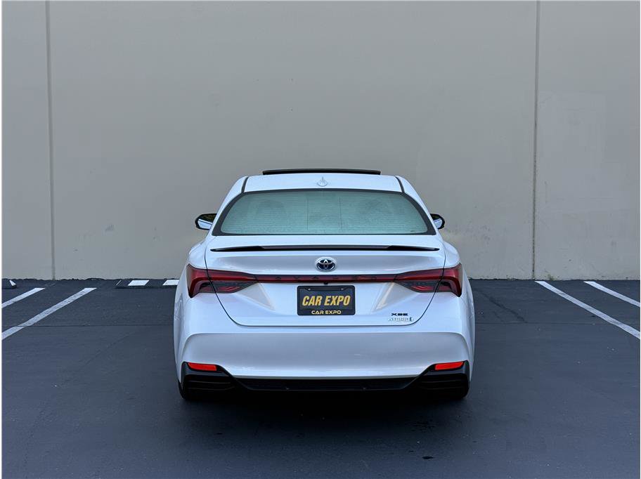 Used 2019 Toyota Avalon XSE w/ All Weather Liner Package FWD image 6