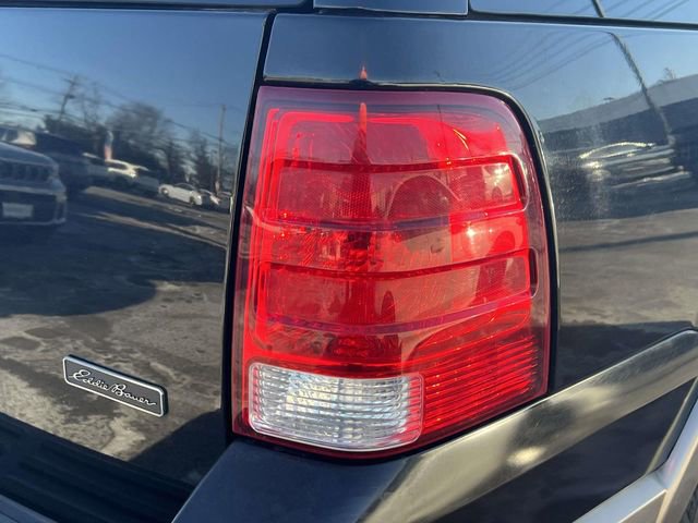 Used 2004 Ford Expedition Eddie Bauer image 9