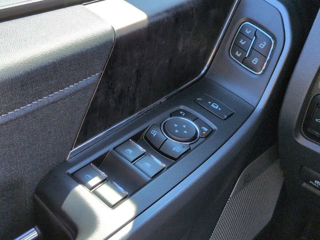 Used 2024 Ford F250 Lariat w/ Lariat Ultimate Package AWD/4WD image 30