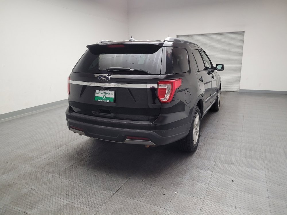 Used 2019 Ford Explorer XLT w/ Equipment Group 201A FWD image 7