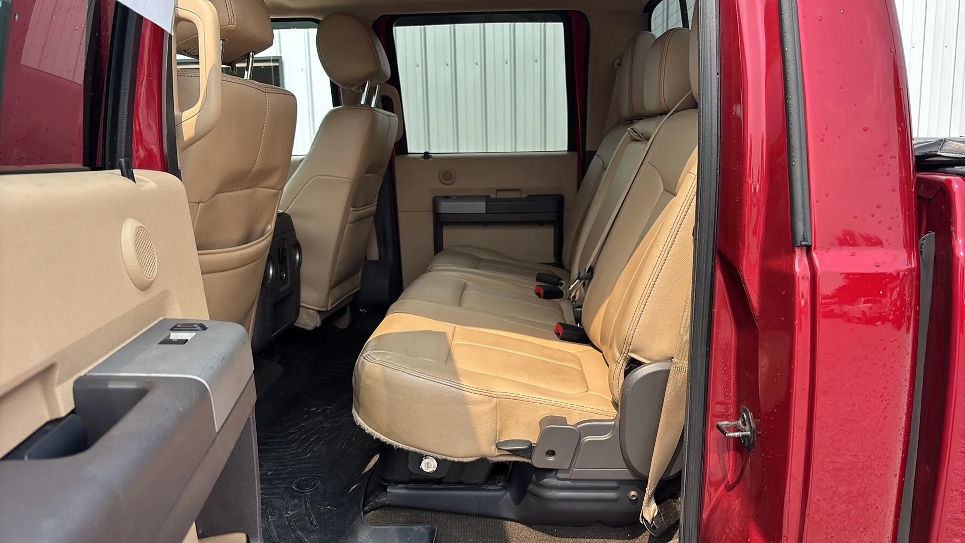 Used 2016 Ford F250 Lariat w/ Lariat Ultimate Package AWD/4WD image 19