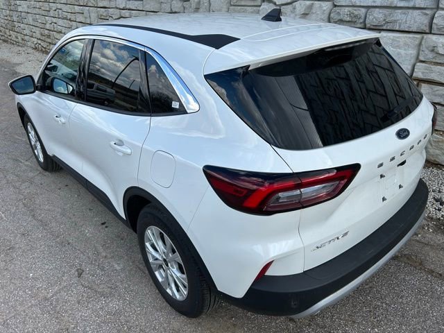 Used 2023 Ford Escape Active w/ Tech Pack #2 image 4