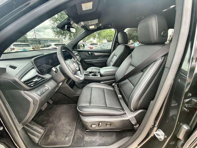 Certified 2025 Buick Enclave Preferred image 18