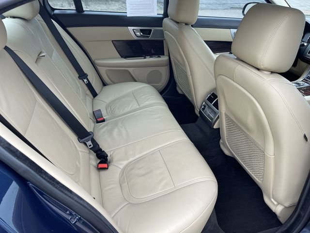 Used 2013 Jaguar XF 3.0 AWD/4WD image 15