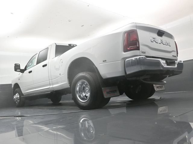 New 2026 RAM 3500 Tradesman AWD/4WD image 42