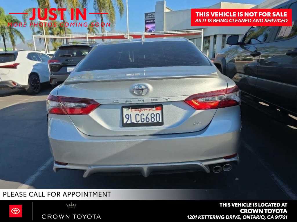 Used 2024 Toyota Camry SE FWD image 2