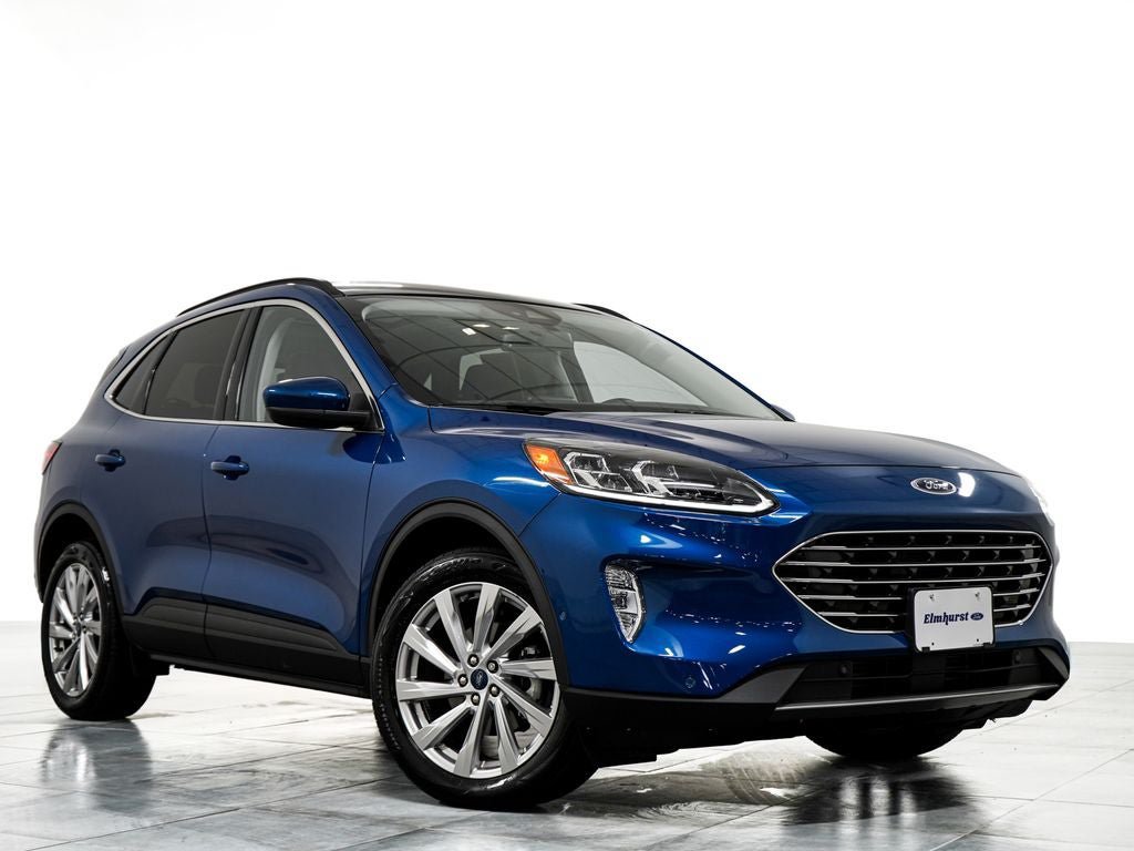 Certified 2022 Ford Escape Titanium w/ Titanium Elite Package AWD/4WD video 1
