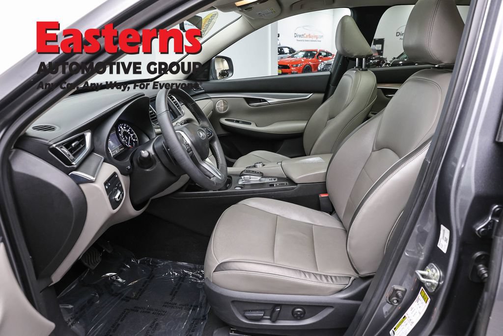 Used 2023 INFINITI QX50 Luxe AWD/4WD image 14