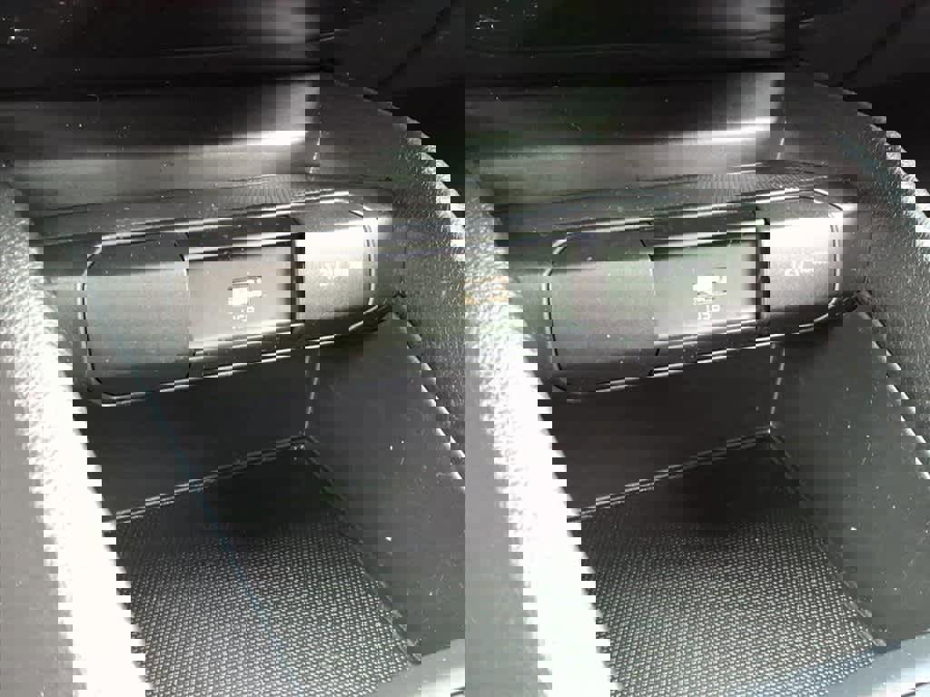 Used 2023 Kia Rio LX image 24