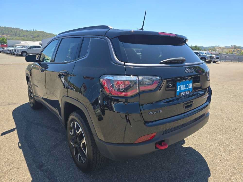 Used 2019 Jeep Compass Trailhawk w/ Leather Interior Group AWD/4WD image 3